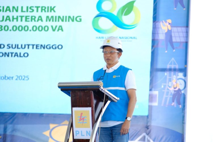 Direktur Retail dan Niaga PLN Adi Priyanto menyampaikan rasa terima kasih dan apresiasi kepada PT GSM yang telah mempercayakan PLN sebagai penyedia energi listrik. Dalam memenuhi kebutuhan PT GSM, PLN telah membangun infrastruktur penting berupa Gardu Induk 150 kilovolt (kV) Marisa (extension) dan jaringan Saluran Udara Tegangan Tinggi (SUTT) 150 kV Marisa sepanjang 26,6 kilometer. (Divkom PLN Pusat)